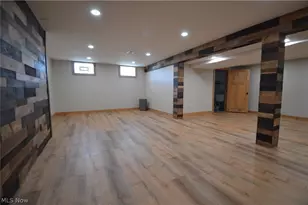 7700 Meadowood Dr, Canfield, OH 44406 - Photo 38