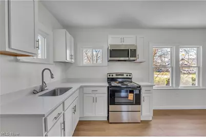 12905 Watterson Avenue, Loveland, OH 44105 - Photo 8