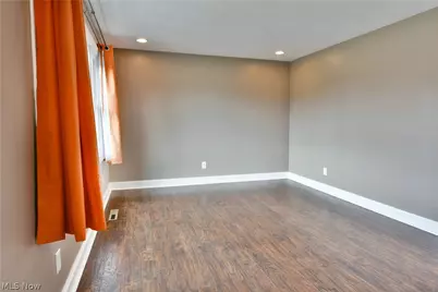 9812 Deltona Drive, New Middletown, OH 44442 - Photo 10