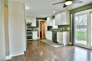 9812 Deltona Dr, New Middletown, OH 44442 - Photo 14