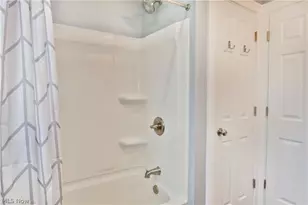 9812 Deltona Dr, New Middletown, OH 44442 - Photo 26