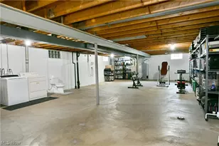 9812 Deltona Dr, New Middletown, OH 44442 - Photo 38