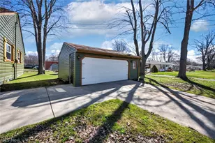 9268 Jordan Dr, Mentor, OH 44060 - Photo 38