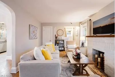 1274 Neptune Avenue, Akron, OH 44301 - Photo 8