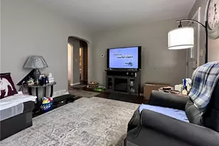 869 Frederick St, Niles, OH 44446 - Photo 4