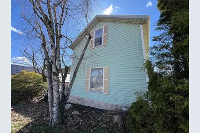 984 W Main Street, Sugarcreek, OH 44681 - Photo 30