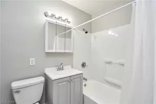 6255 Randolph Rd, Huber Heights, OH 44146 - Photo 10