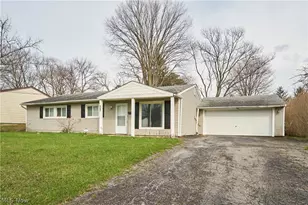 6255 Randolph Rd, Huber Heights, OH 44146 - Photo 2