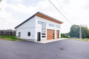 9554 Dover Rd, Apple Creek, OH 44606 - Photo 14