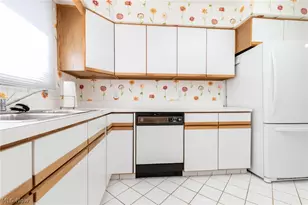 4 Chelsea Ct, Beachwood, OH 44122 - Photo 16