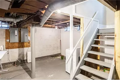 18520 Winslow Road, Huber Heights, OH 44122 - Photo 40