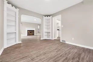 4870 W 14th St, Loveland, OH 44109 - Photo 8