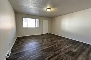 209 Maryland St, Tiltonsville, OH 43963 - Photo 2