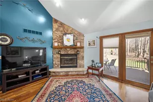 36080 Maple Dr, North Ridgeville, OH 44039 - Photo 4