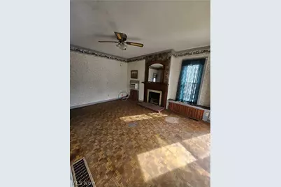 217 S High Street, Freeport, OH 43973 - Photo 4