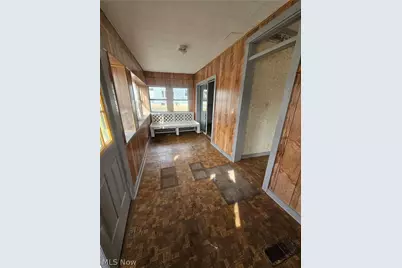 217 S High Street, Freeport, OH 43973 - Photo 2