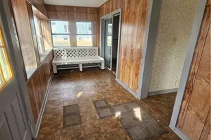 217 S High St, Freeport, OH 43973 - Photo 2