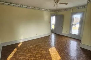 217 S High St, Freeport, OH 43973 - Photo 10