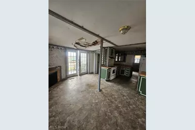 217 S High Street, Freeport, OH 43973 - Photo 8