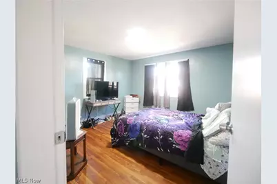 190 10th Street, Campbell, OH 44405 - Photo 8