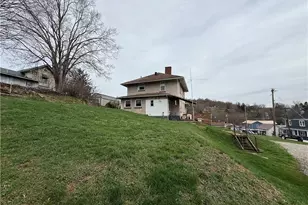 404 1st St, Pennsboro, WV 26415 - Photo 4
