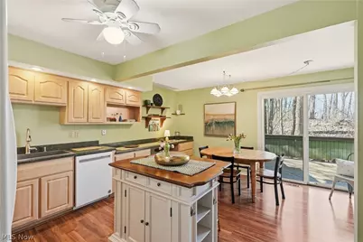 17650 Walnut Trail, Chagrin Falls, OH 44023 - Photo 10