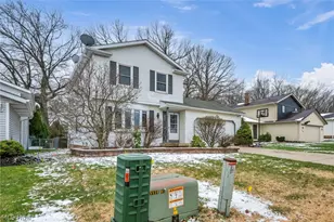 13800 Milo Rd, Garfield Heights, OH 44125 - Photo 30