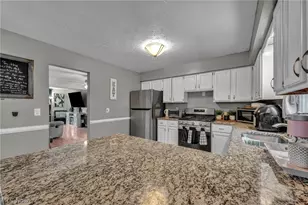 13800 Milo Rd, Garfield Heights, OH 44125 - Photo 10