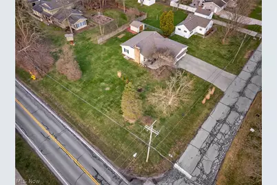 9441 Lindbergh Boulevard, Olmsted Falls, OH 44138 - Photo 6