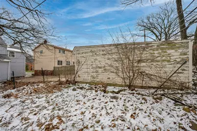 9704 S Highland Avenue, Garfield Heights, OH 44125 - Photo 36