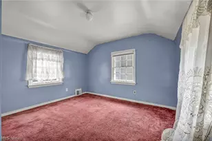 9704 S Highland Ave, Garfield Heights, OH 44125 - Photo 22