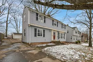9704 S Highland Ave, Garfield Heights, OH 44125 - Photo 2
