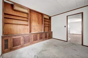 9704 S Highland Ave, Garfield Heights, OH 44125 - Photo 18