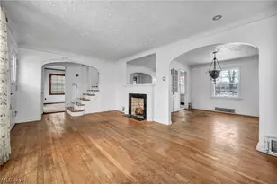 9704 S Highland Ave, Garfield Heights, OH 44125 - Photo 8