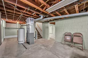 21601 Gardenview Dr, Maple Heights, OH 44137 - Photo 24