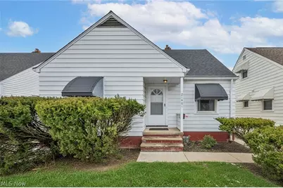 21601 Gardenview Drive, Maple Heights, OH 44137 - Photo 1