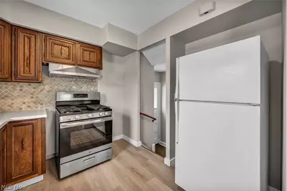 21601 Gardenview Drive, Maple Heights, OH 44137 - Photo 12