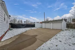 21601 Gardenview Dr, Maple Heights, OH 44137 - Photo 28
