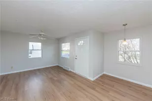 609 Princeton Ave, Elyria, OH 44035 - Photo 10