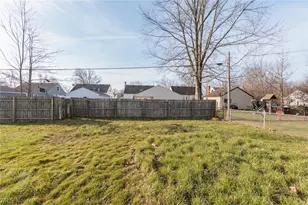 609 Princeton Ave, Elyria, OH 44035 - Photo 8