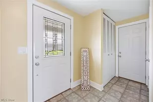 8984 Sherwood Dr NE, Warren, OH 44484 - Photo 4