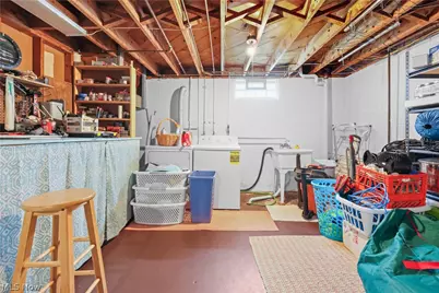 565 Lansing Road, Akron, OH 44312 - Photo 40