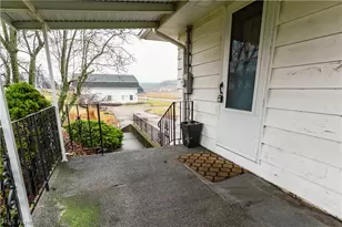 3967 Crooked Run Rd NW, New Philadelphia, OH 44663 - Photo 36