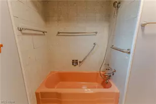 3967 Crooked Run Rd NW, New Philadelphia, OH 44663 - Photo 18