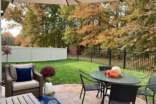 8743 Ashton Pl, North Ridgeville, OH 44039 - Photo 2