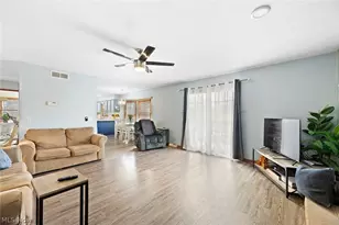 3151 Edinburg Ave NW, Canton, OH 44708 - Photo 10