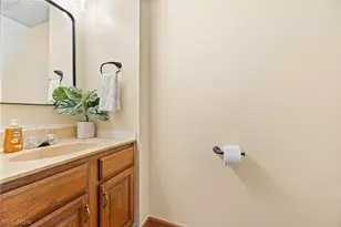 3151 Edinburg Ave NW, Canton, OH 44708 - Photo 28