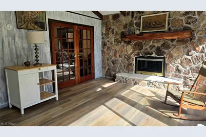 2319 Green Acres Drive, Parma, OH 44134 - Photo 8