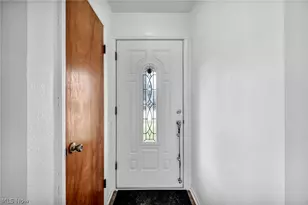 6133 W 54th St, Parma, OH 44129 - Photo 10