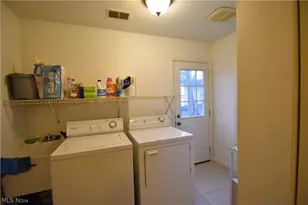 8230 Stadler Ave, Boardman, OH 44512 - Photo 16